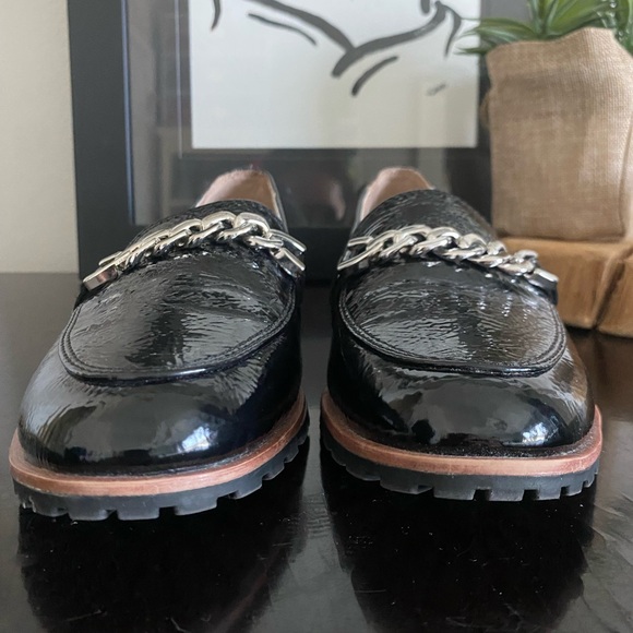 Me Too Chain Link Patent Loafer in black patent PU - Picture 7 of 8